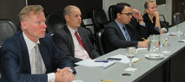 visita-emb-finlandia-baja2-nov-2016